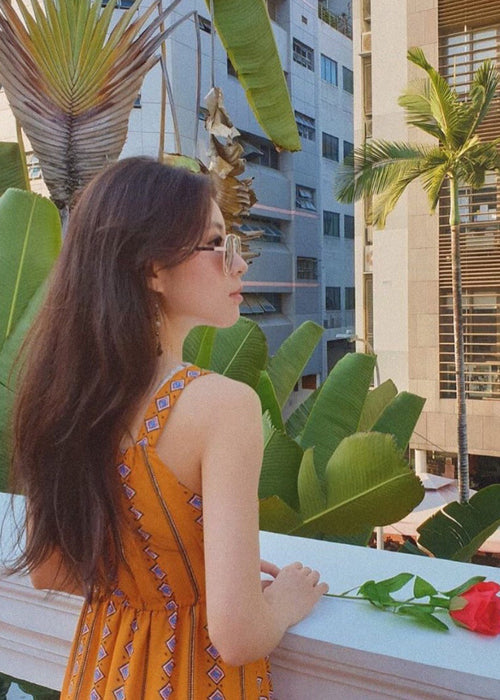 Elle - Maybe.sg